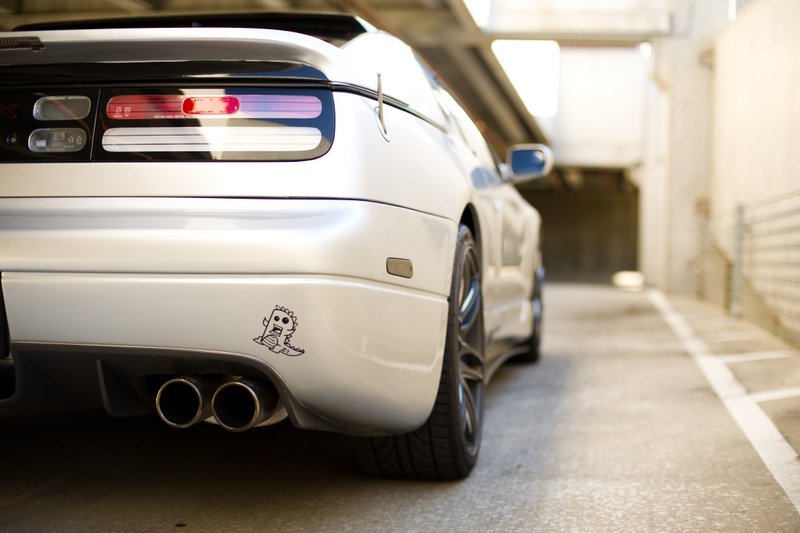 Passenger Rear of 300zx